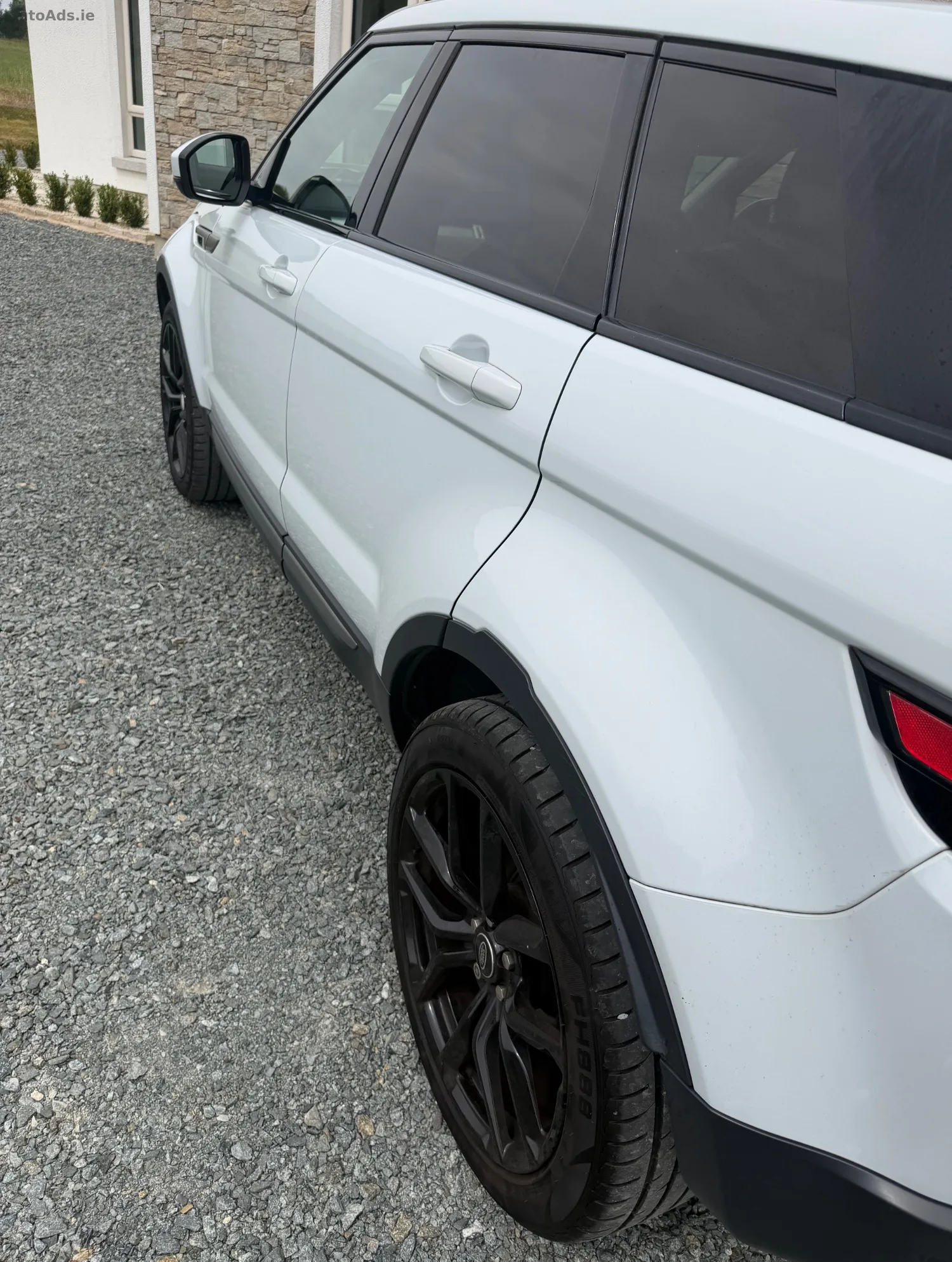 2017 Land Rover Range Rover – photo 2