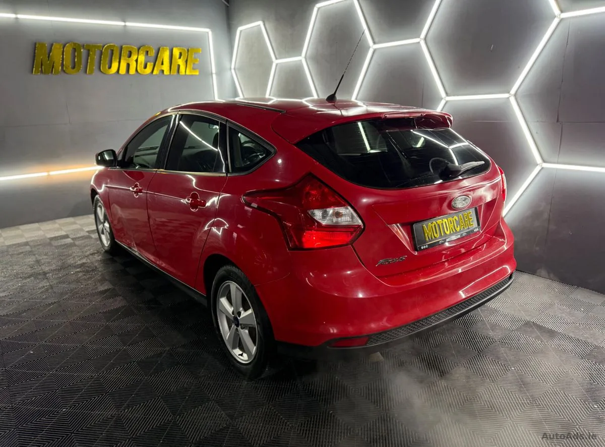 2011 Ford Focus – photo 9