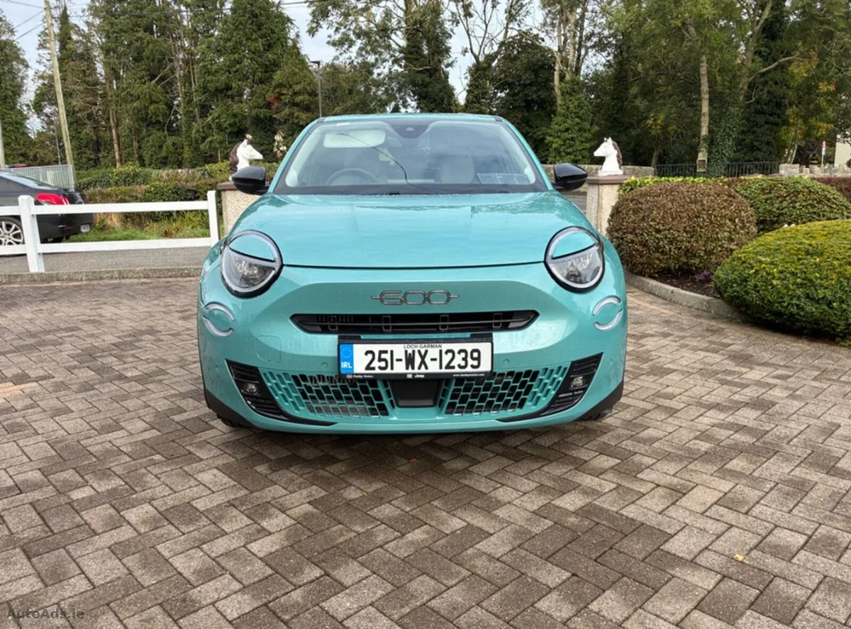 2025 Fiat 600 – photo 2