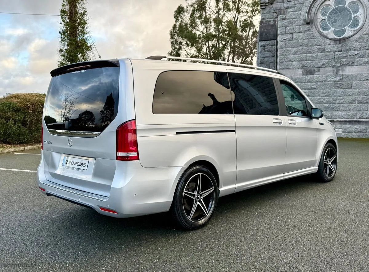 2021 Mercedes-Benz V-Class – photo 3