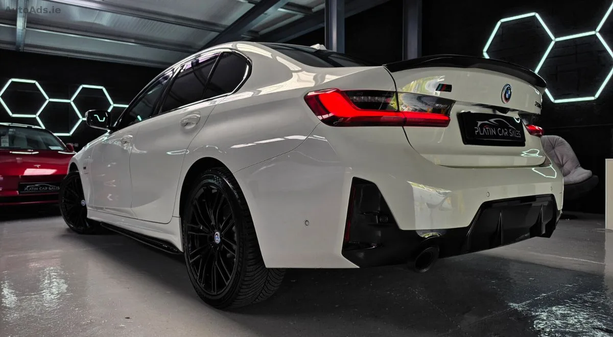 2024 BMW 3-Series – photo 14