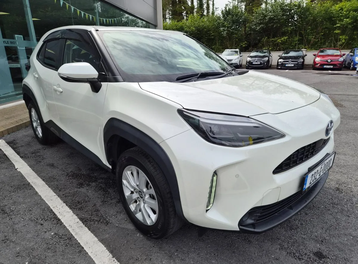 2023 Toyota Yaris Cross – photo 2