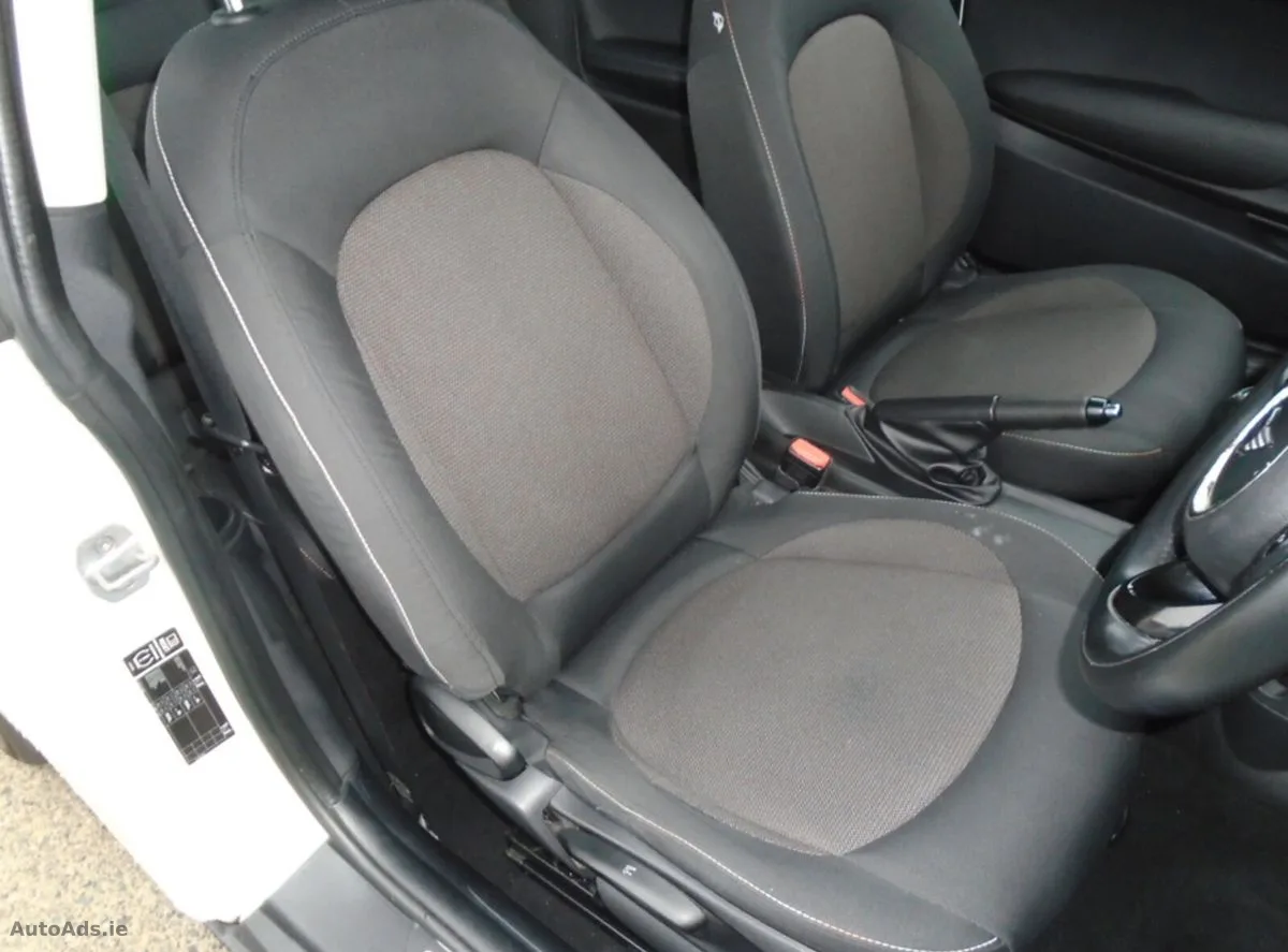 2014 Mini Cooper – photo 9