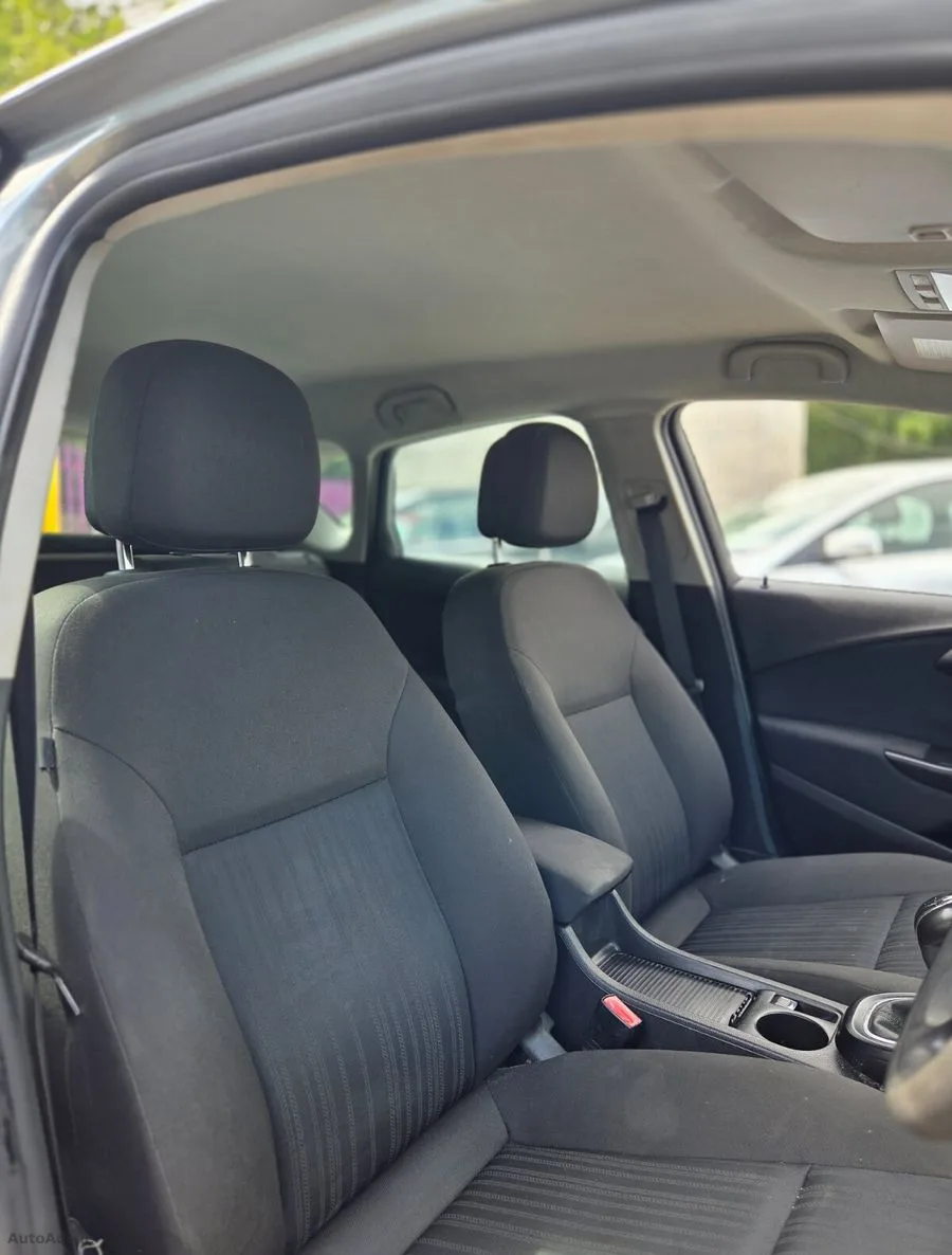 2011 Opel Astra – photo 13