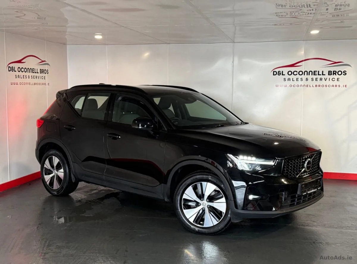 2023 Volvo XC40