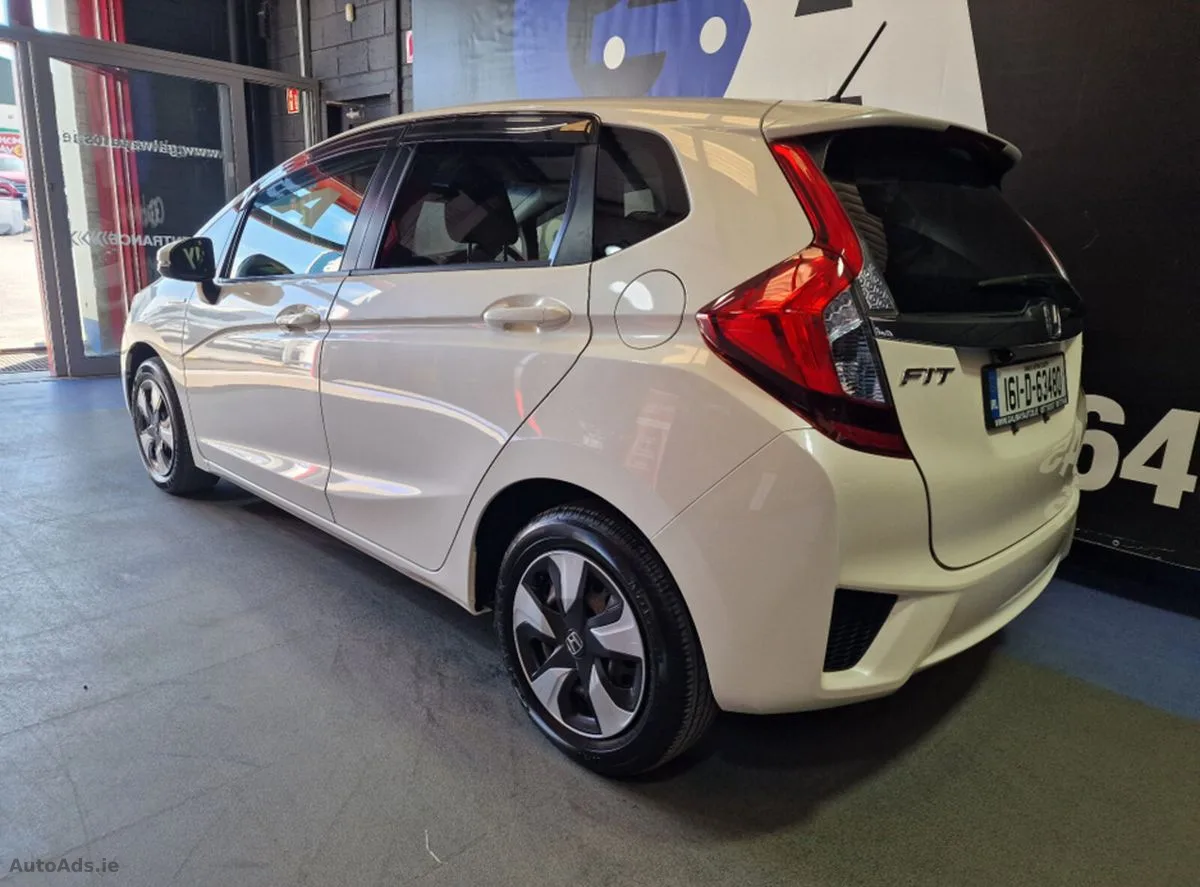 2016 Honda Fit – photo 6