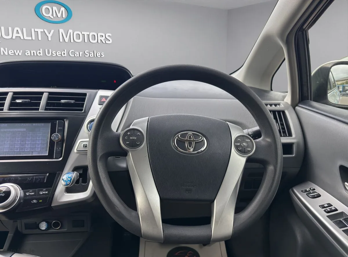 2013 Toyota Prius – photo 13