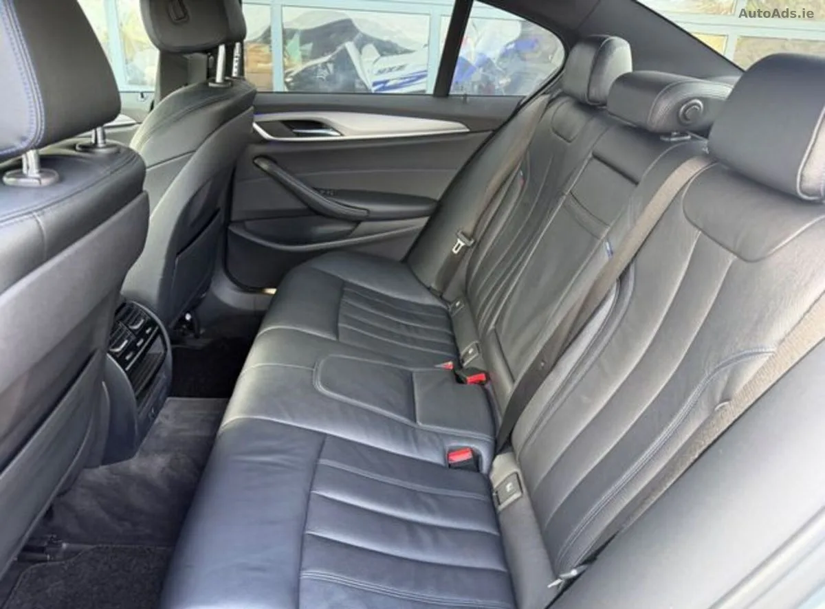 2018 BMW 5-Series – photo 15