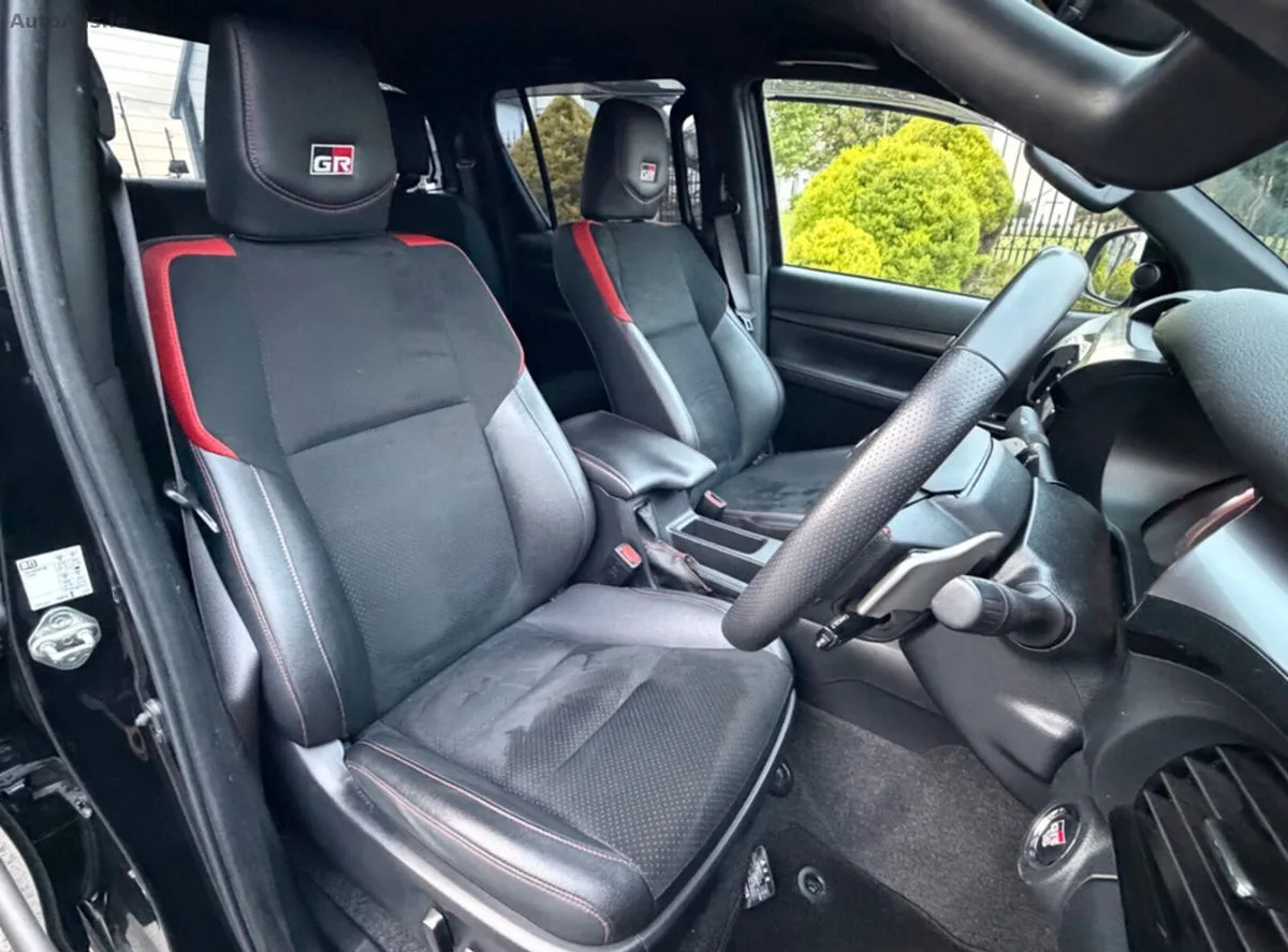 2024 Toyota Hilux – photo 10