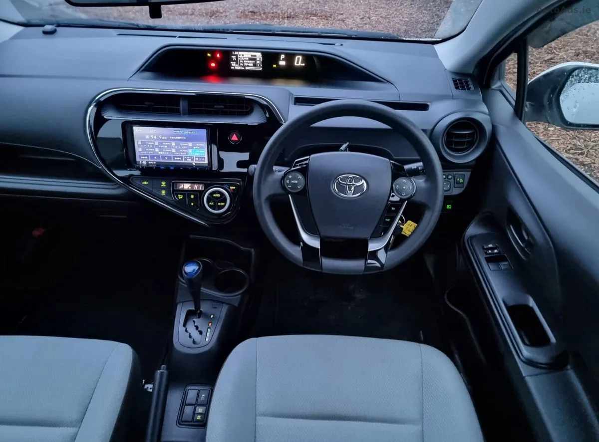 2020 Toyota Aqua – photo 16