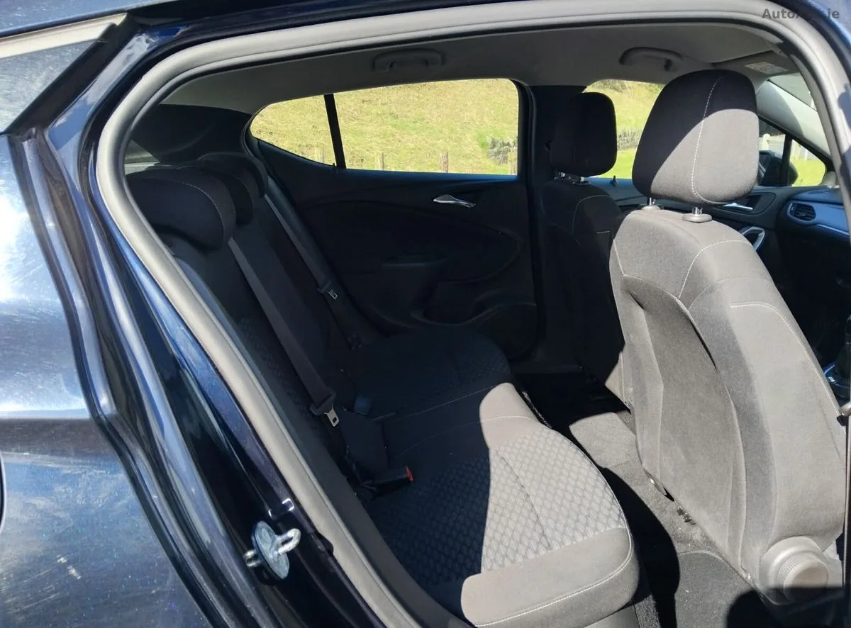 2019 Opel Astra – photo 5