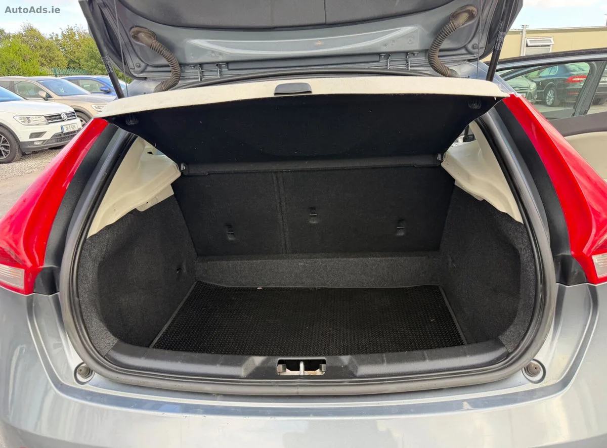 2015 Volvo V40 – photo 17