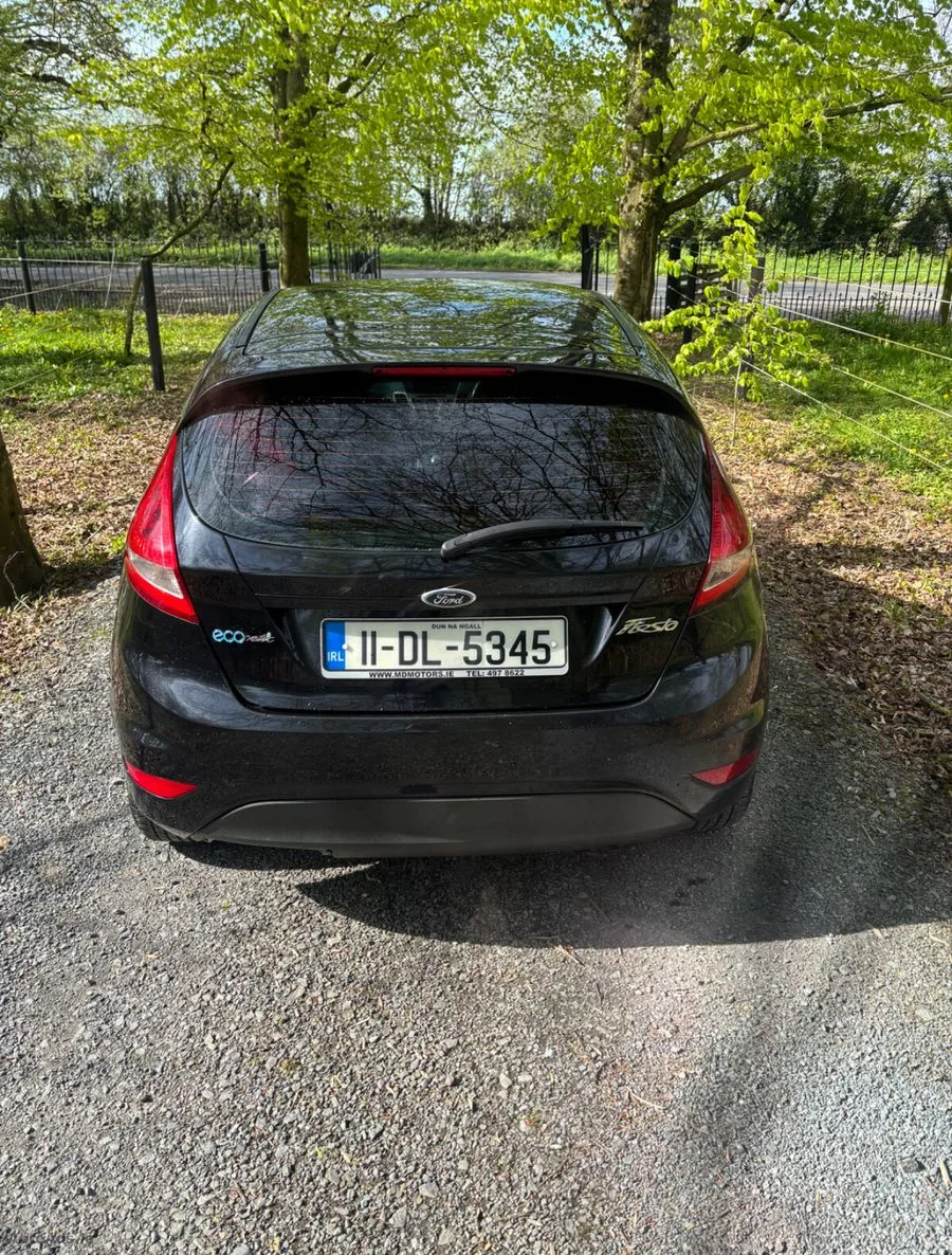 2011 Ford Fiesta – photo 4