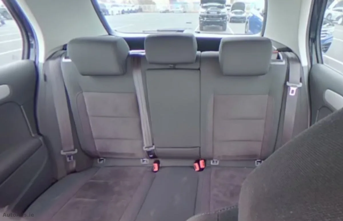 2012 Volkswagen Golf – photo 3