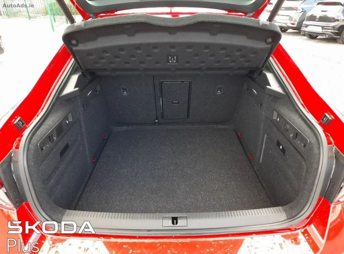 2024 Skoda Superb – photo 10