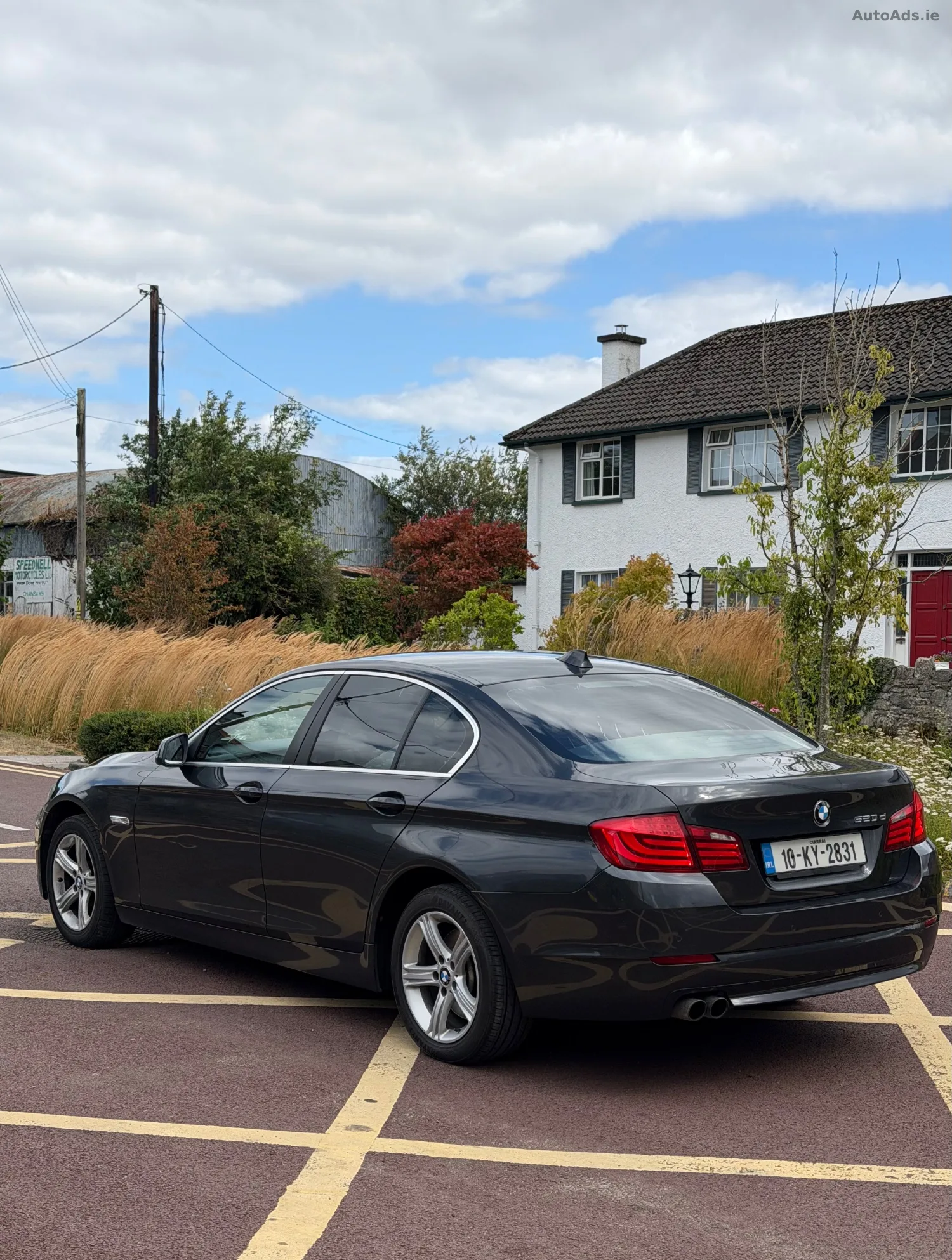 2010 BMW 5 Series – photo 3