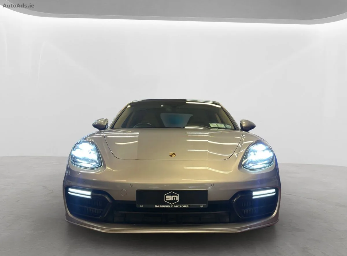 2018 Porsche Panamera – photo 2