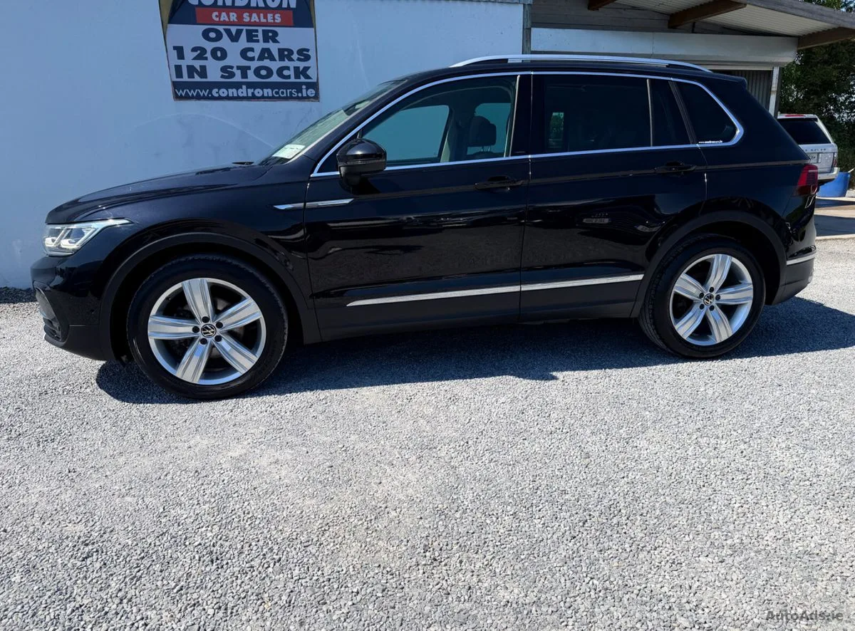2021 Volkswagen Tiguan – photo 2