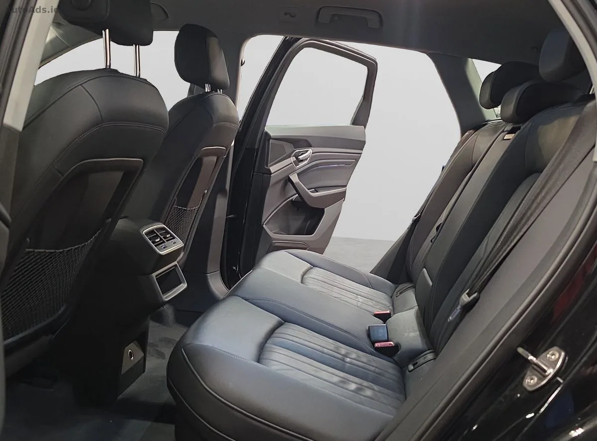 2023 Audi Q8 e-tron – photo 18