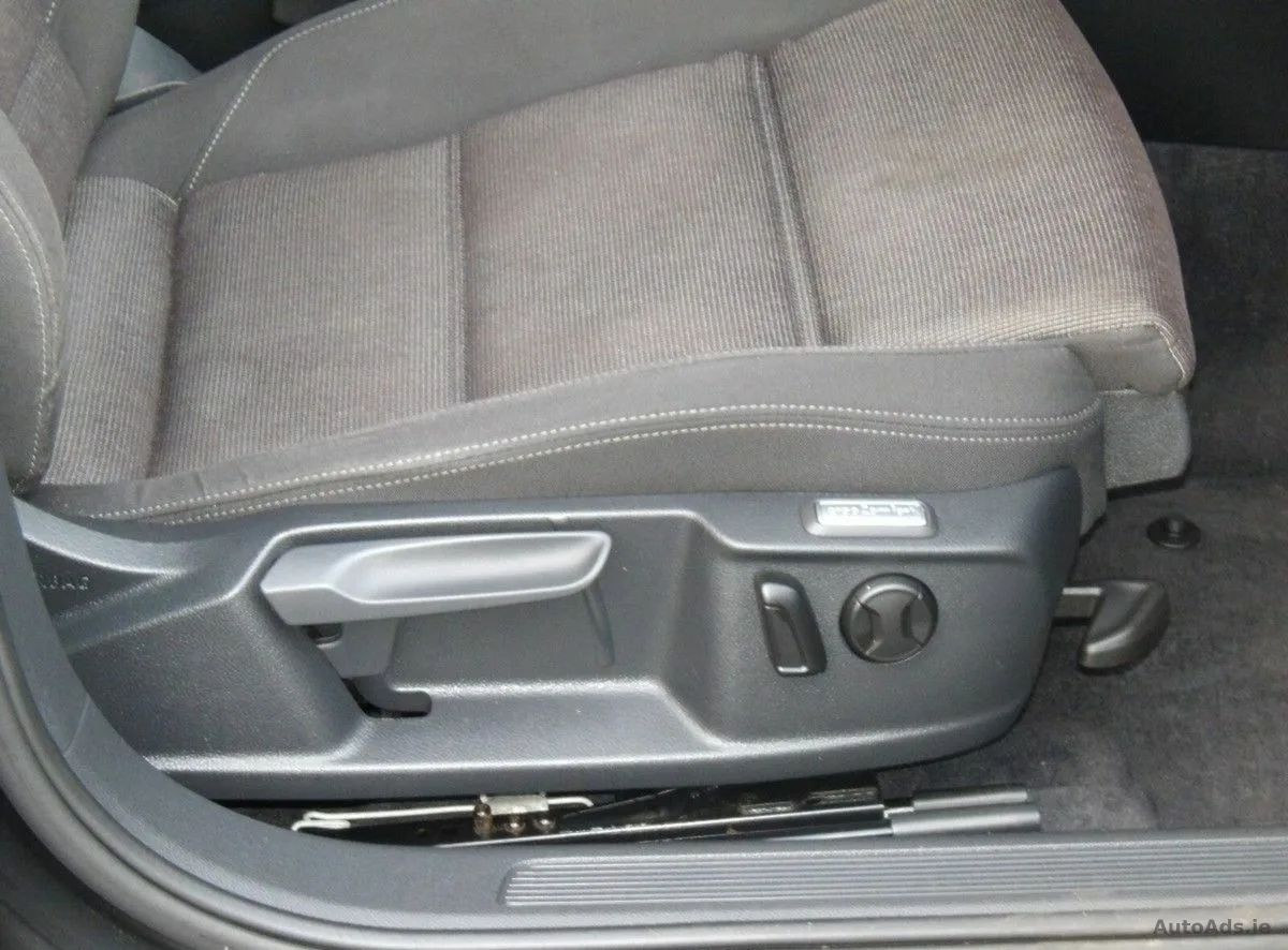 2018 Volkswagen Passat – photo 13