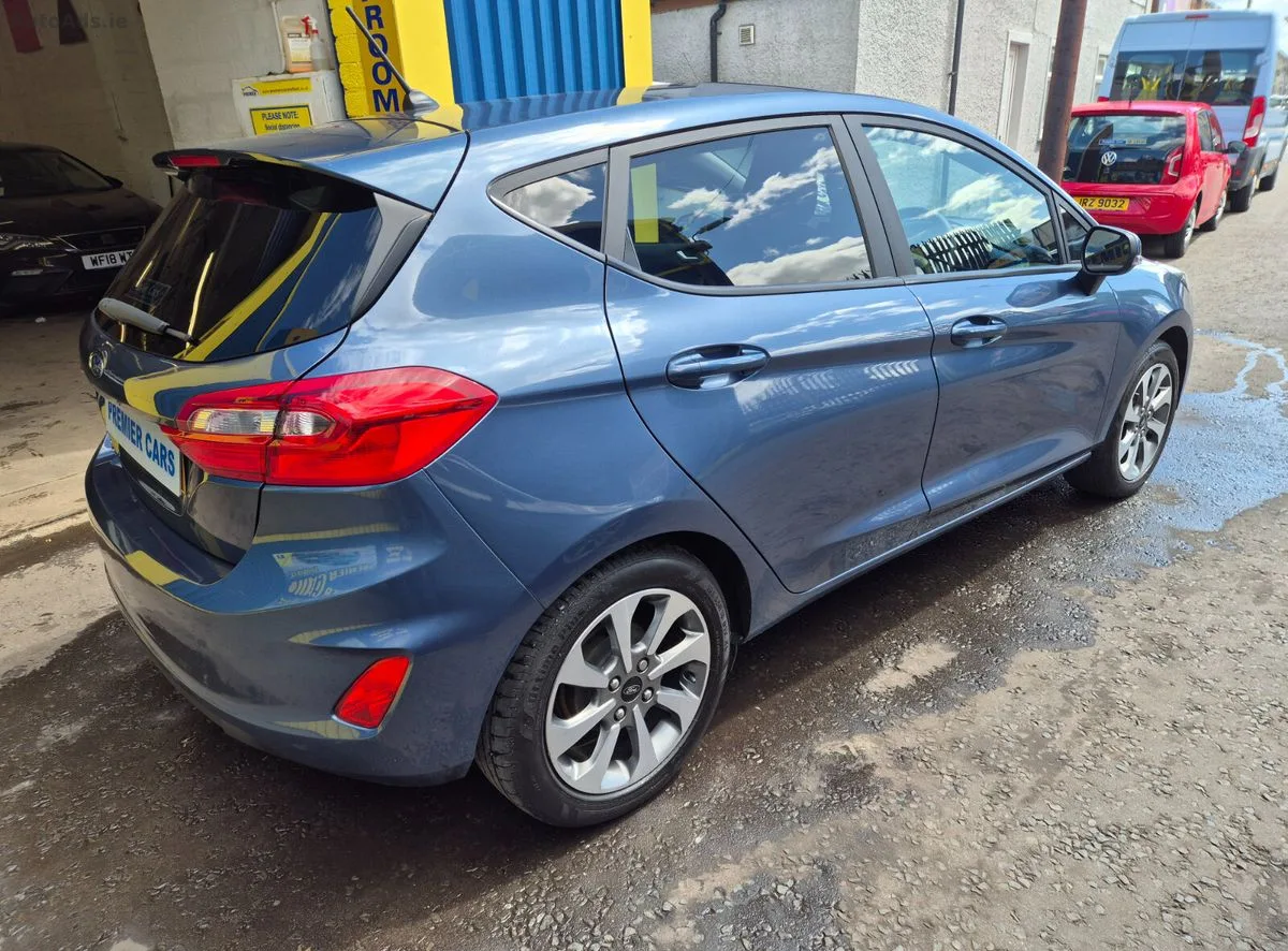 2019 Ford Fiesta – photo 2