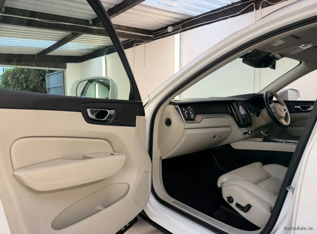 2020 Volvo XC60 – photo 20
