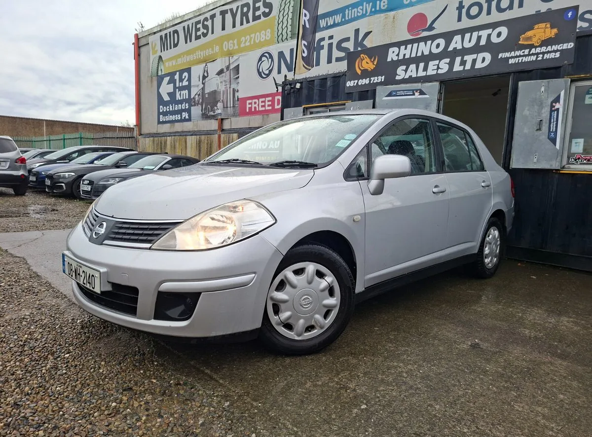 2008 Nissan Tiida – photo 2