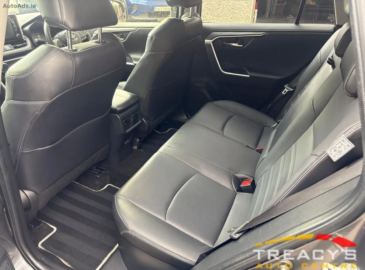 2022 Toyota RAV4 – photo 10