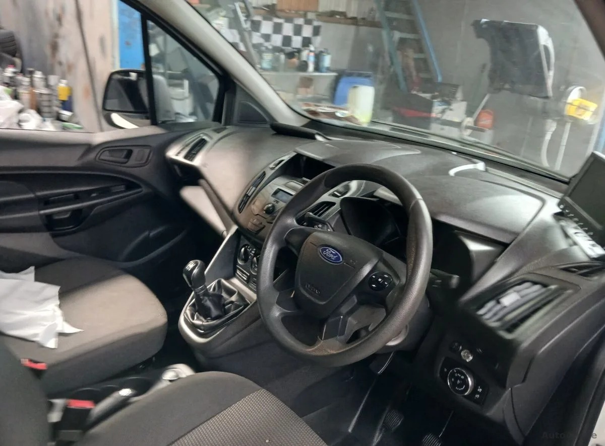 2018 Ford Transit – photo 9