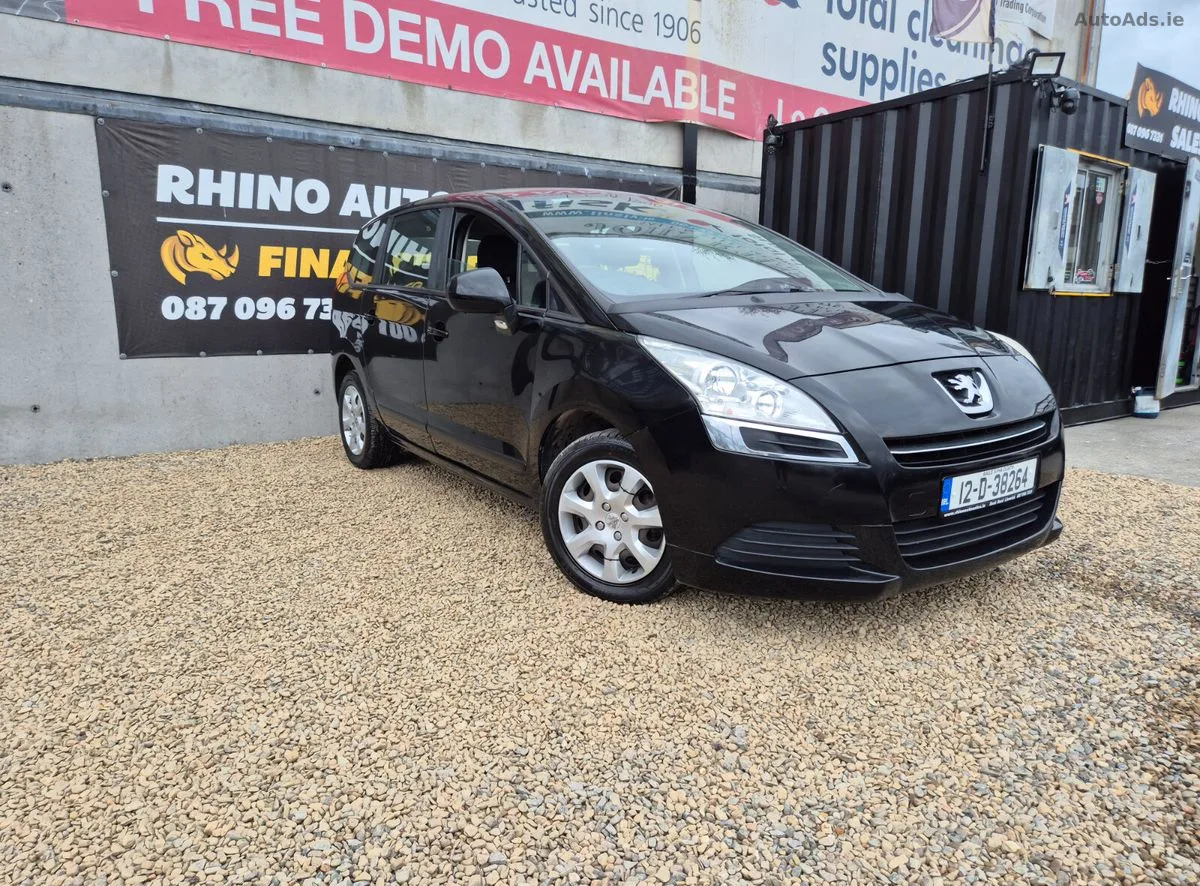 2012 Peugeot 5008