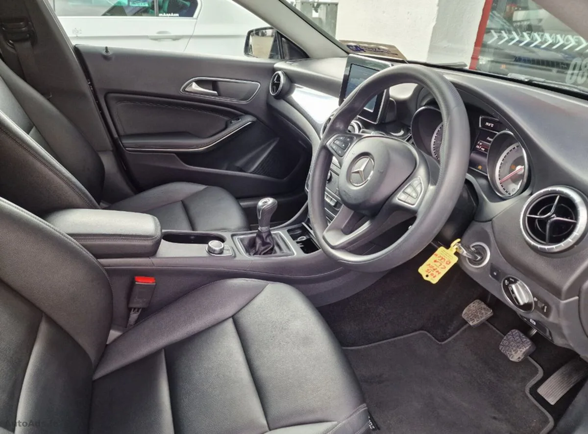 2015 Mercedes-Benz CLA – photo 15