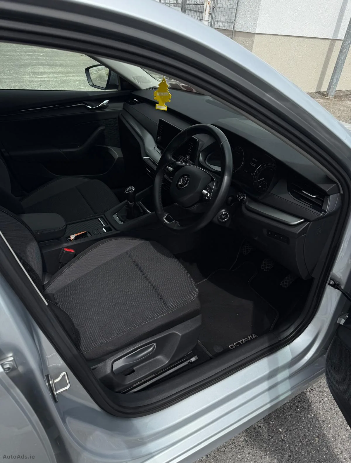 2022 Skoda Octavia – photo 10