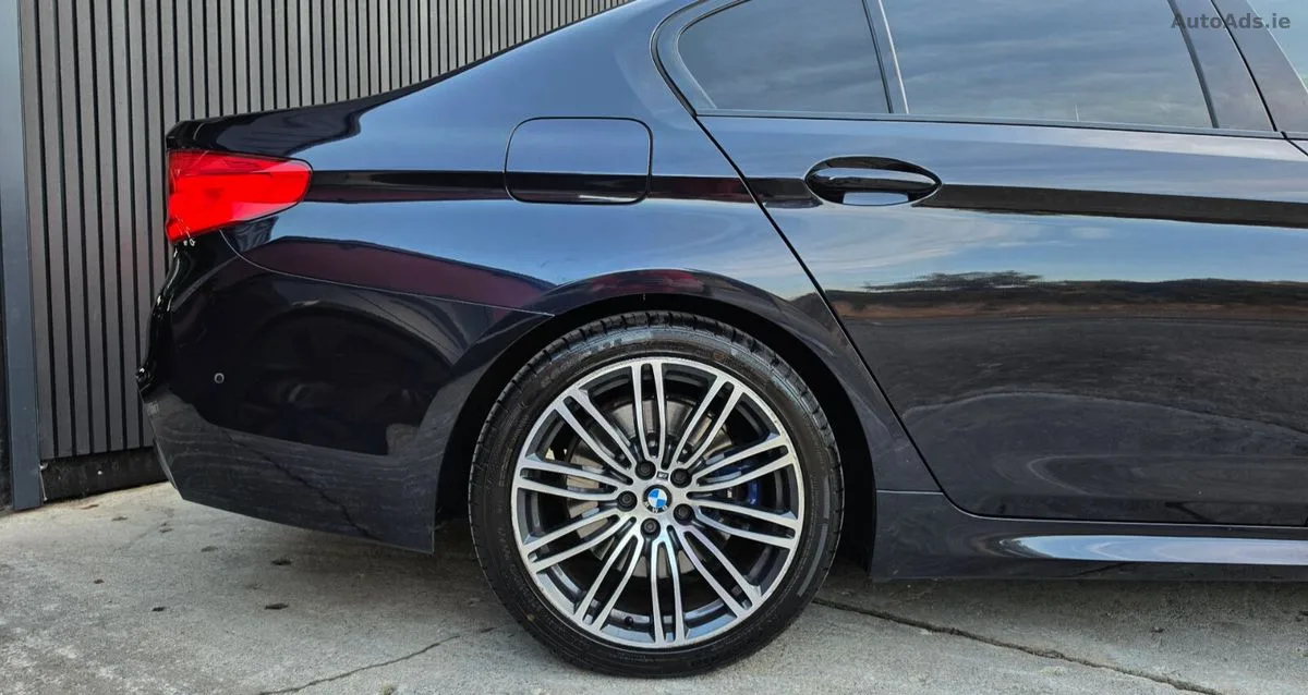 2019 BMW 5-Series – photo 5