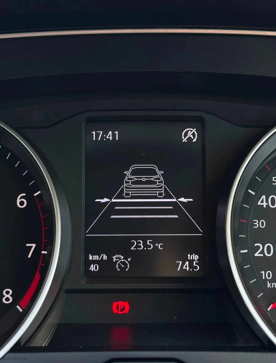 2016 Volkswagen Passat – photo 11