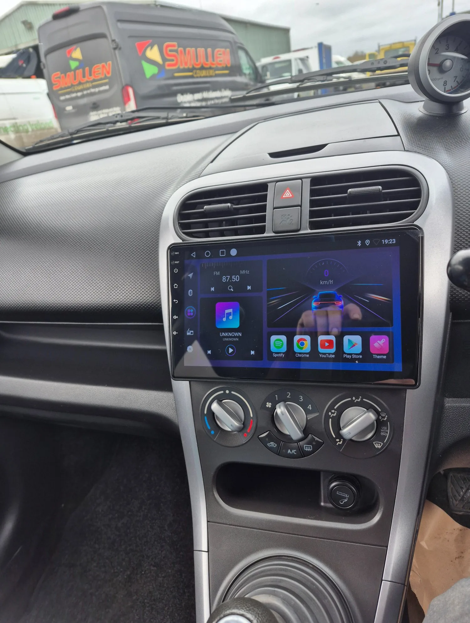 2010 Suzuki Splash – photo 3