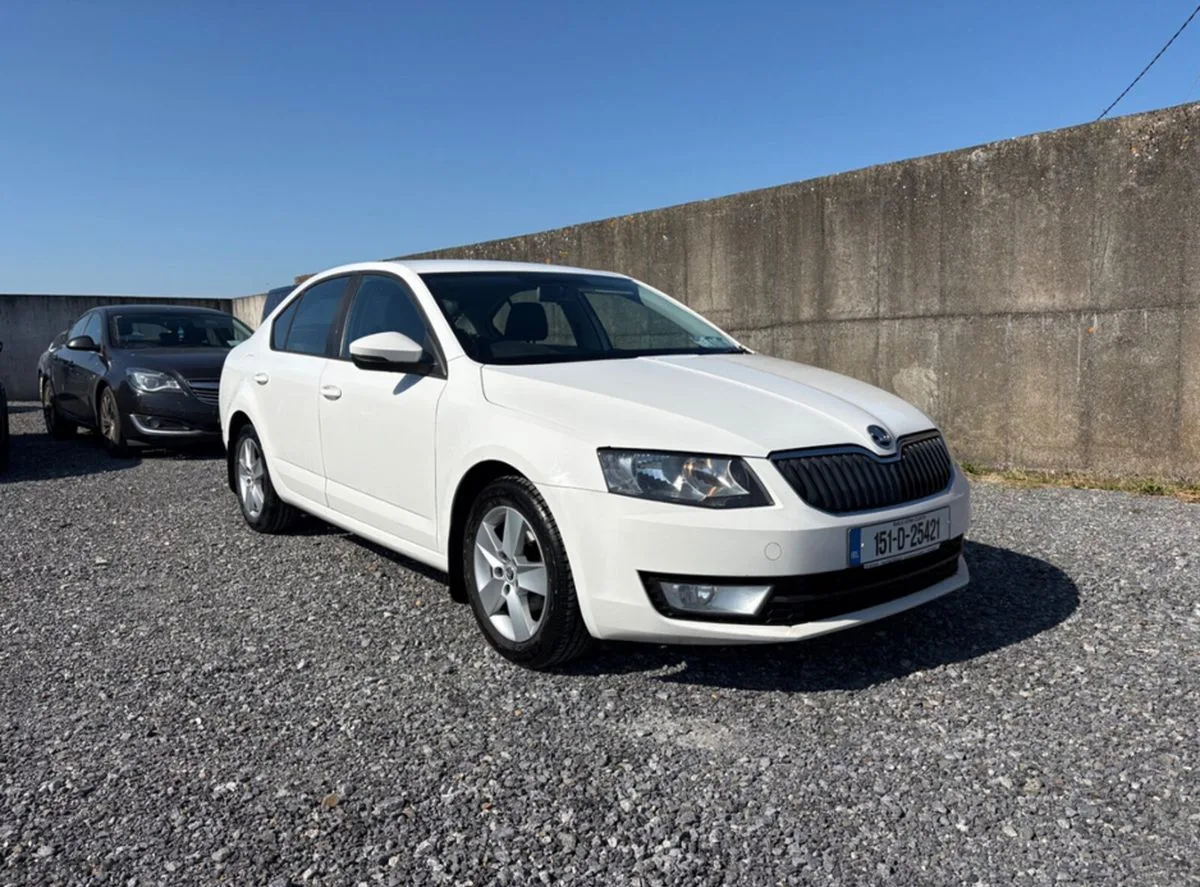 2015 Skoda Octavia – photo 1