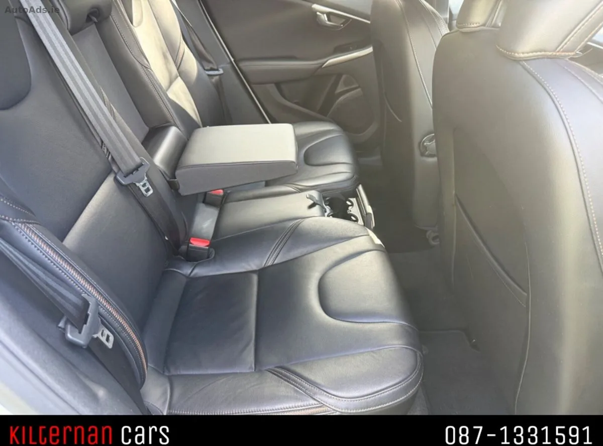2017 Volvo V40 – photo 14