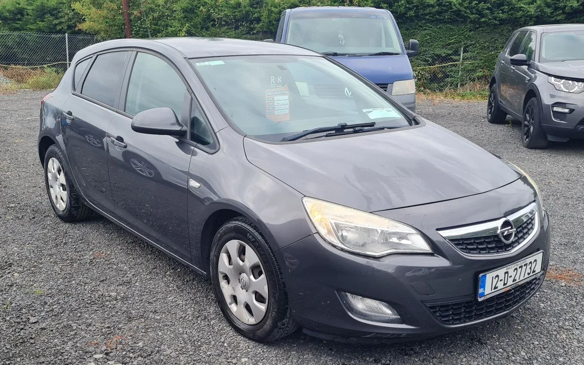 2012 Opel Astra