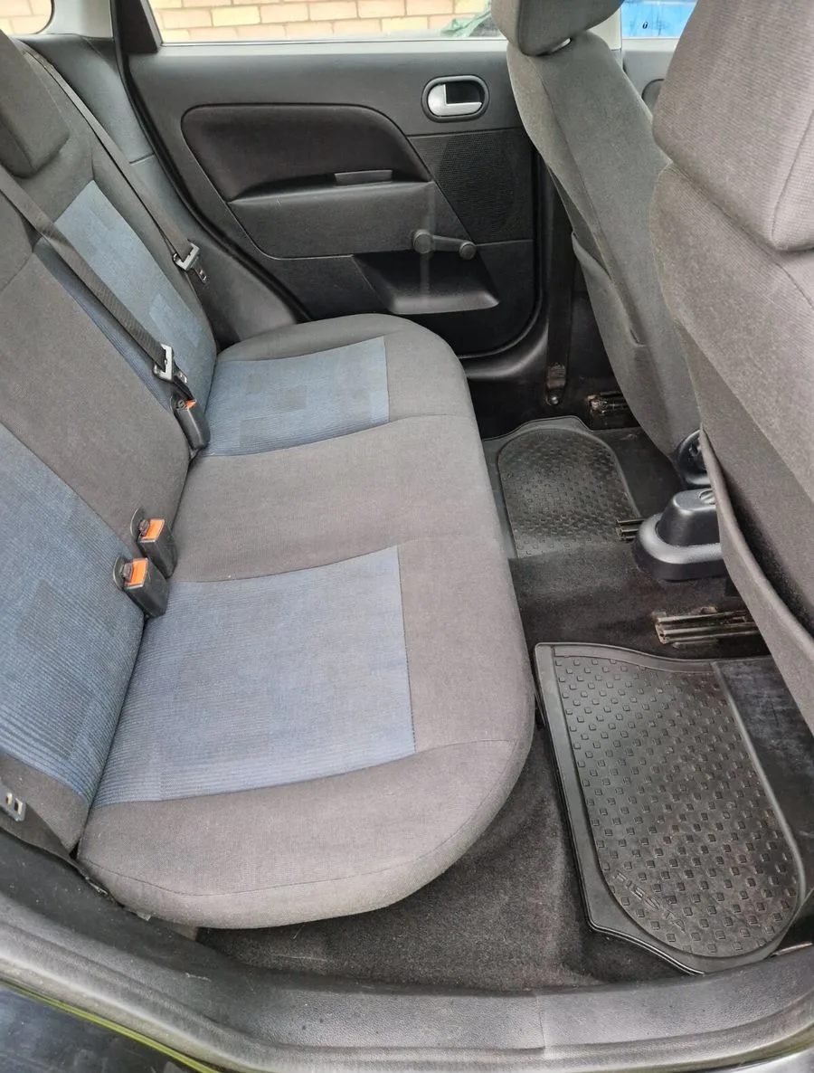 2006 Ford Fiesta – photo 9