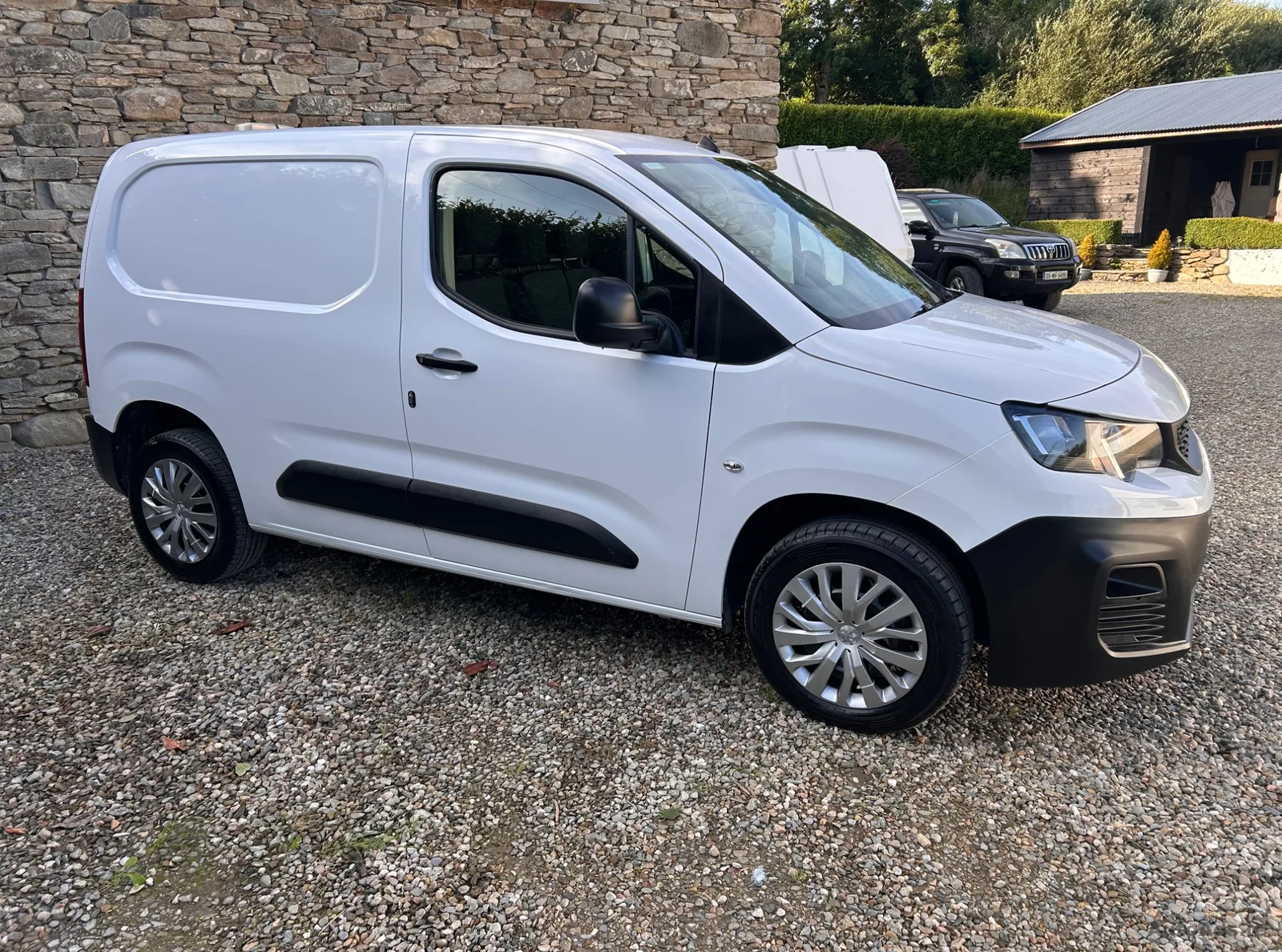2021 Peugeot Partner