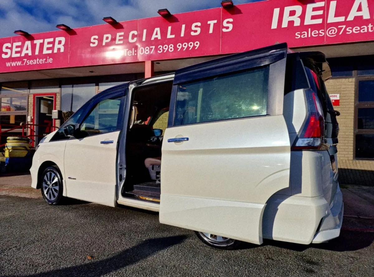 2019 Nissan Serena – photo 6