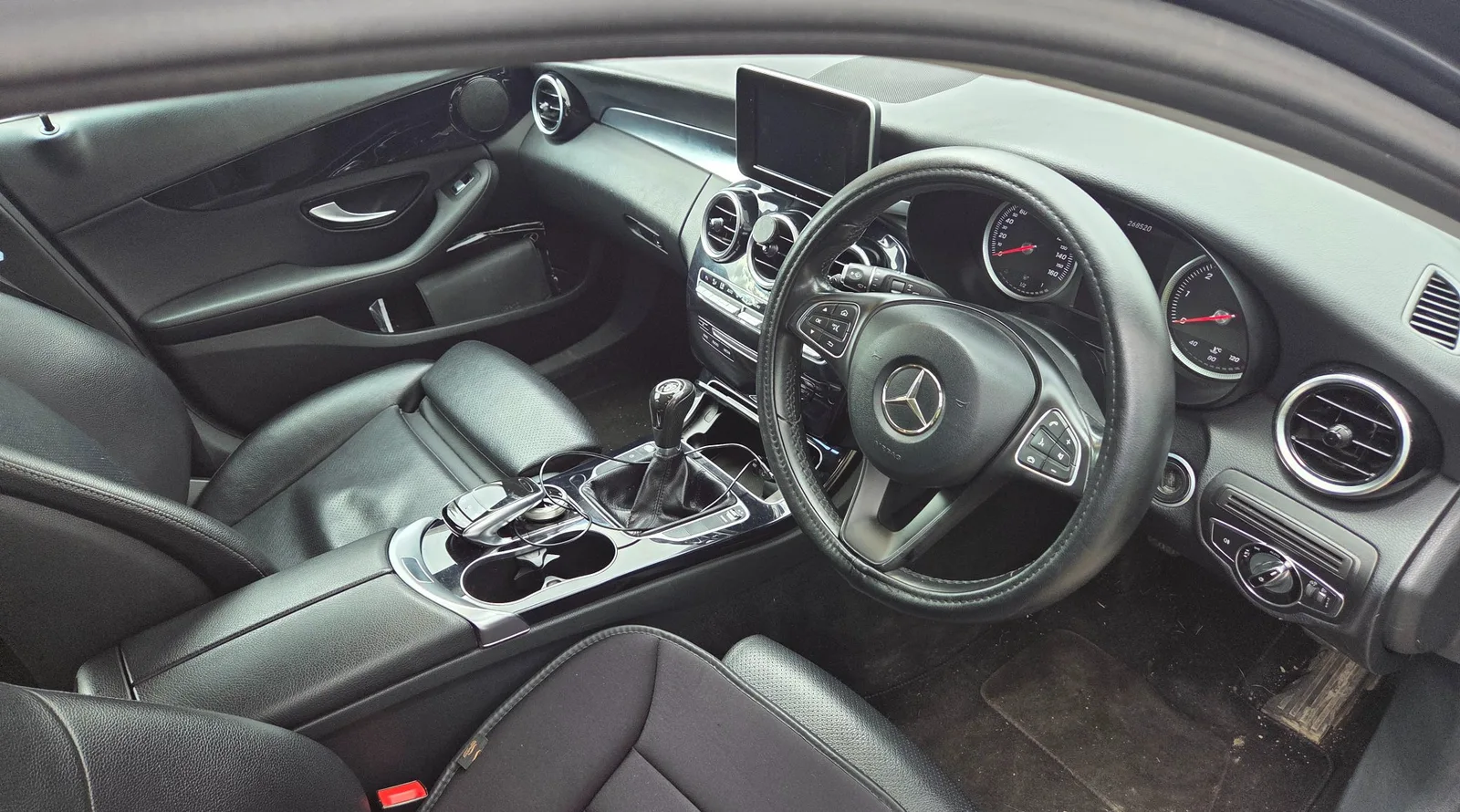2015 Mercedes-Benz C-Class – photo 6