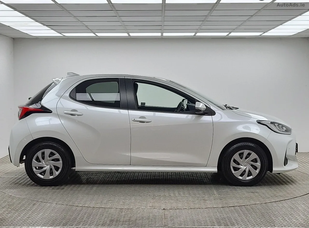2024 Toyota Yaris – photo 10