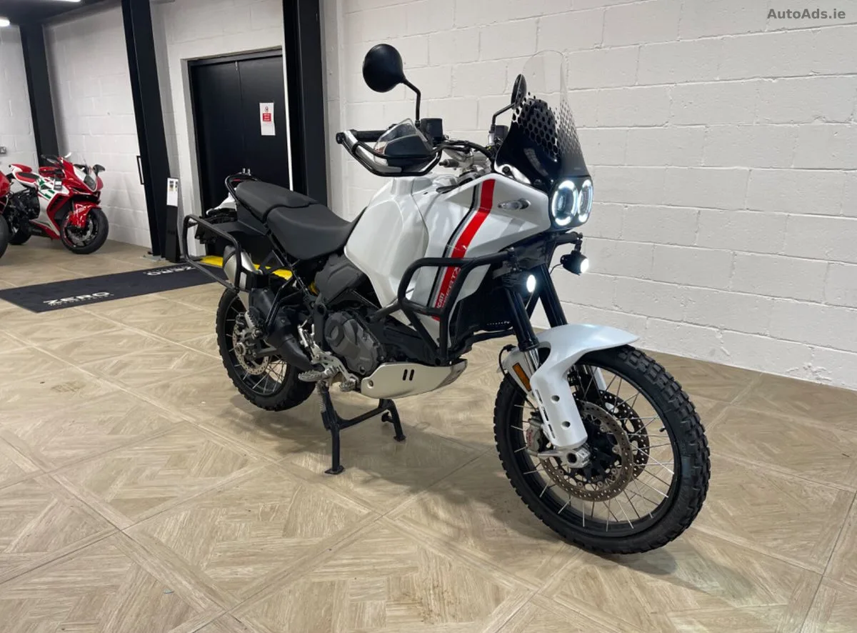 2022 DUCATI DesertX