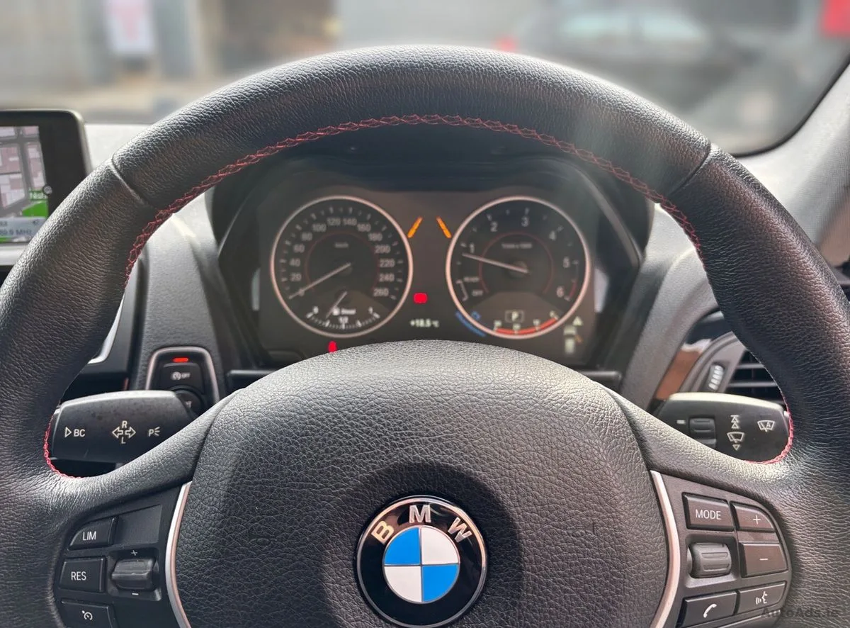 2016 BMW 1-Series – photo 11