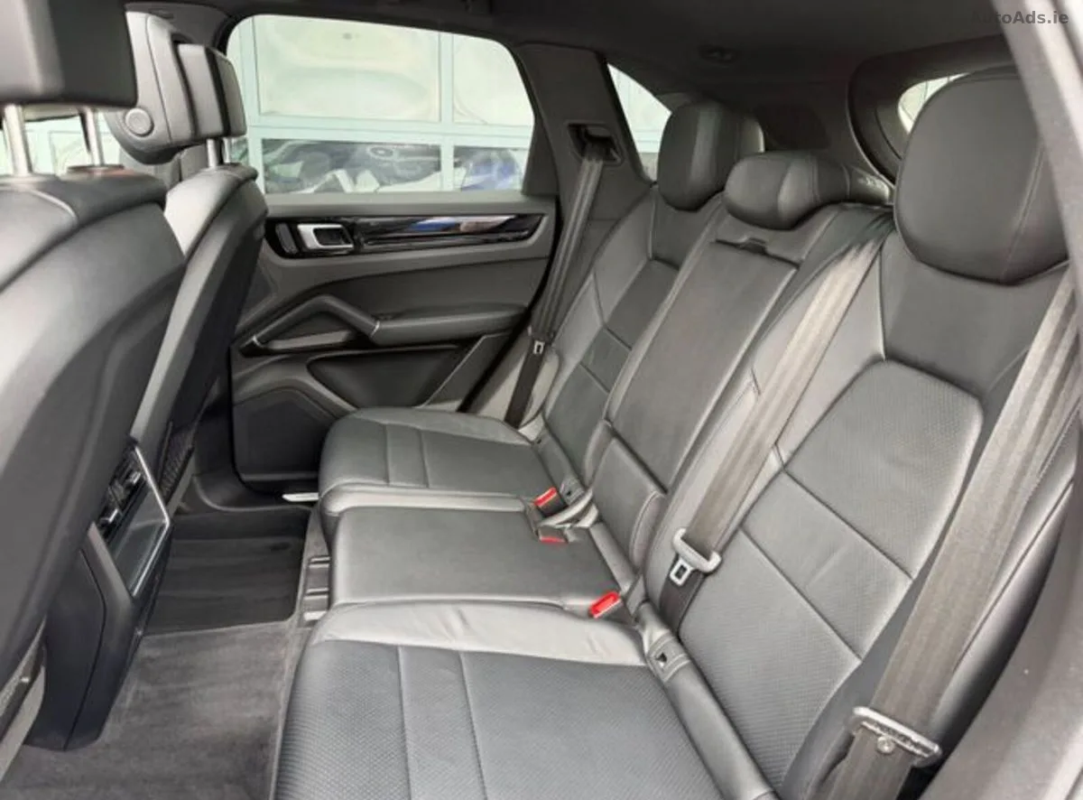 2023 Porsche Cayenne – photo 14