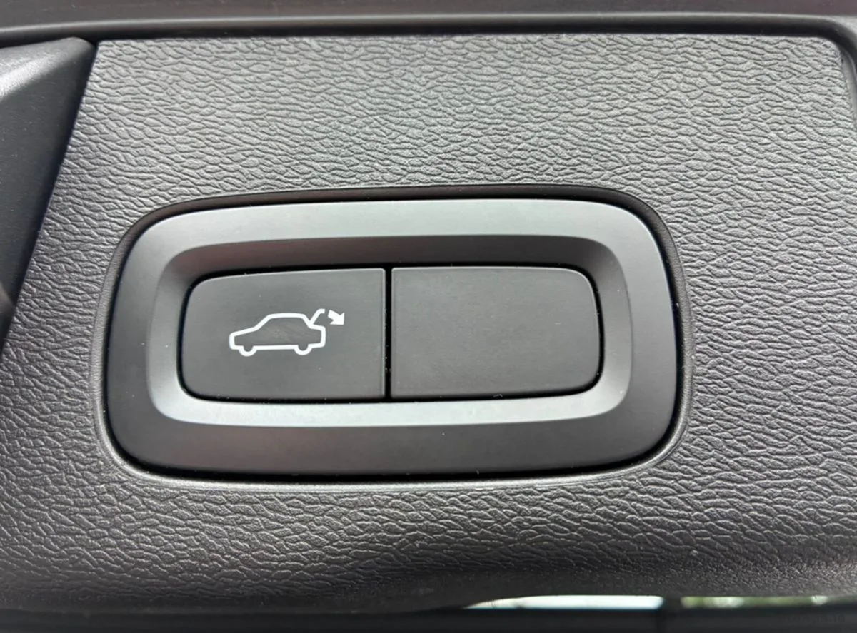 2020 Volvo XC60 – photo 18
