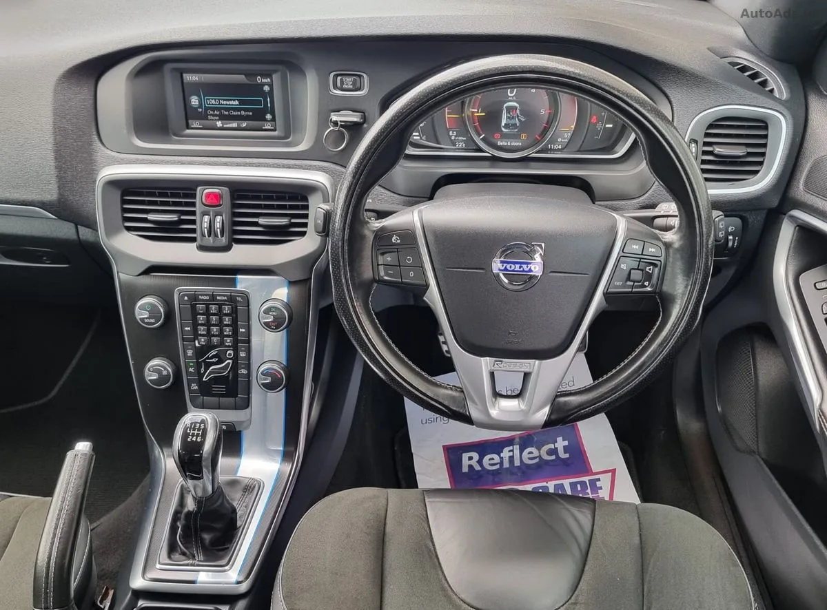 2015 Volvo V40 – photo 19