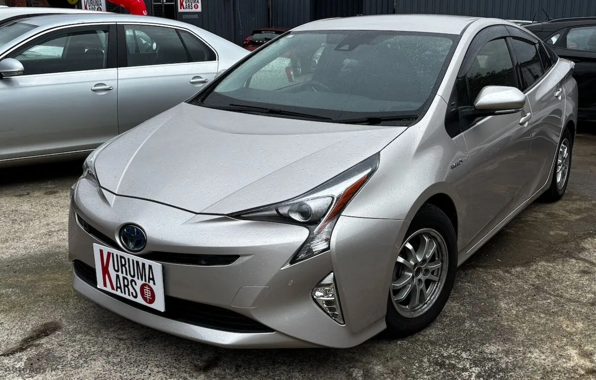 2017 Toyota Prius – photo 2