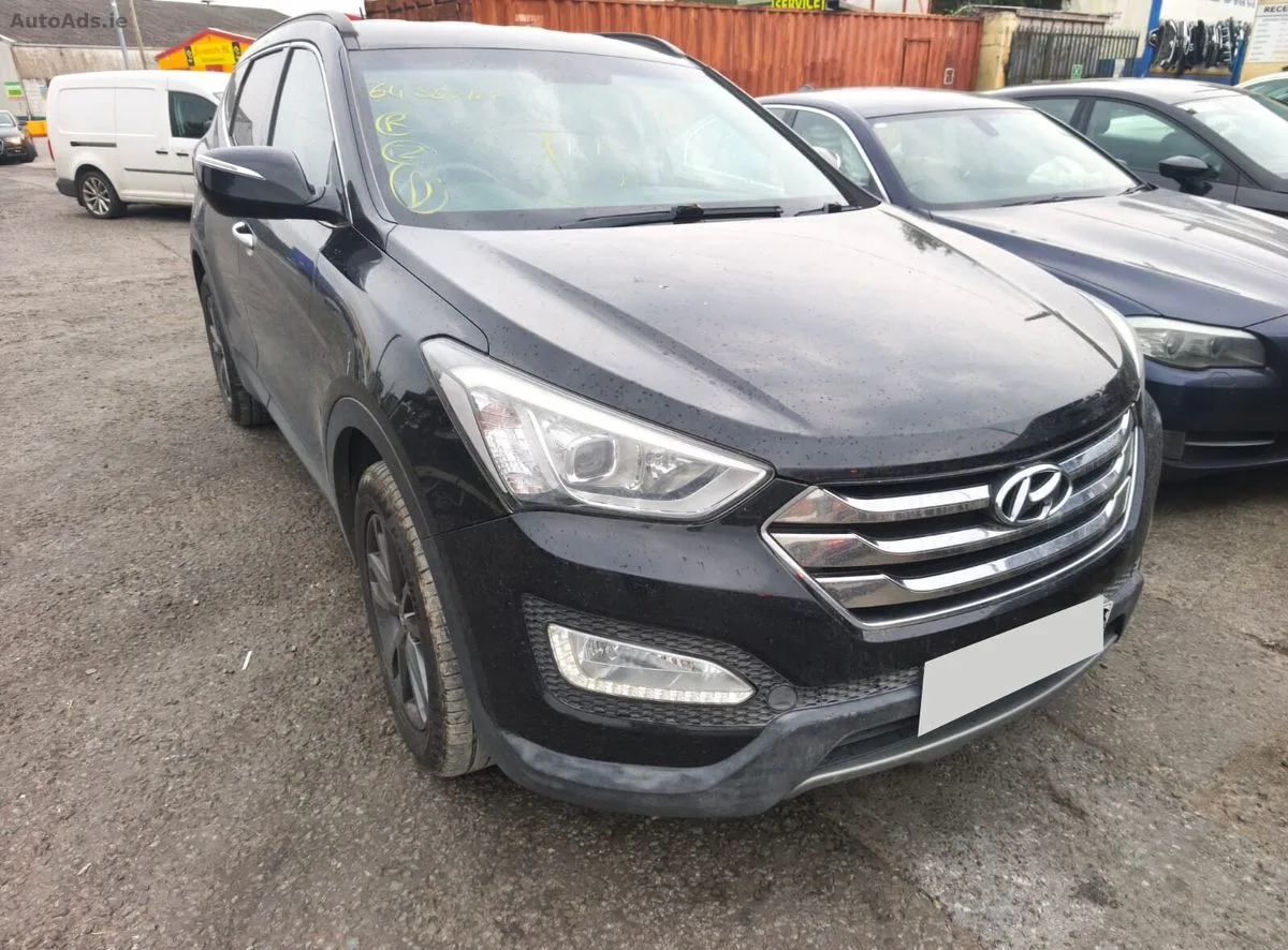 2015 Hyundai Santa Fe 2.2 Diesel For Breaking!